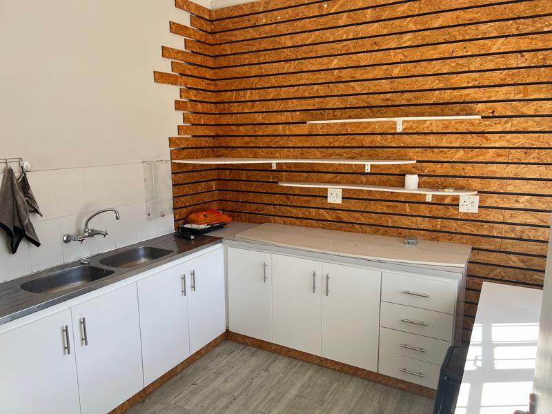 To Let commercial Property for Rent in Walmer Eastern Cape
